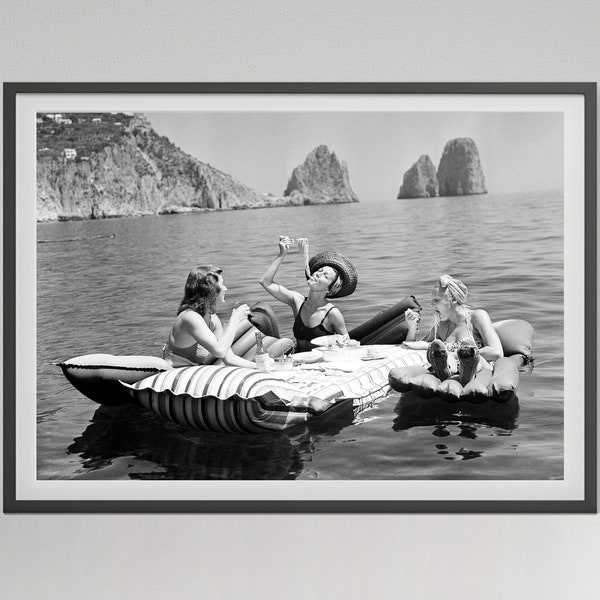 Women Eating Pasta on Lake Print, Black and White, Vintage Photo, Printable Hypebeast Wall Art, Maximalist Dorm Room Decor, Instant Download