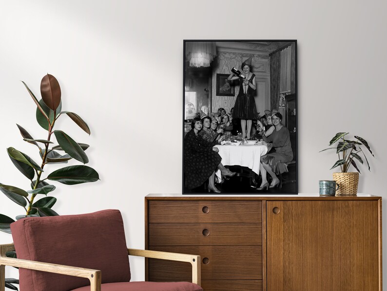 Women Drinking Wine Print, 1920, Prohibition Ends Poster, Black and White, Cocktail Wall Art, Feminist Print, Alcohol Poster, Bar Cart Decor