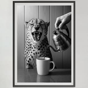 チーターのためのコーヒープリント、白黒、ヴィンテージ写真プリント、面白いキッチンウォールアート、コーヒーショップのバーカートの装飾、デジタルダウンロード