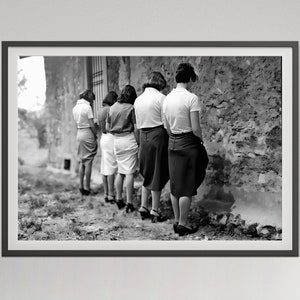 Women Peeing on The Wall Print, Black and White, Vintage Photography, Girls Funny Bathroom Wall Art, Toilet Wall Art Decor, Digital Download