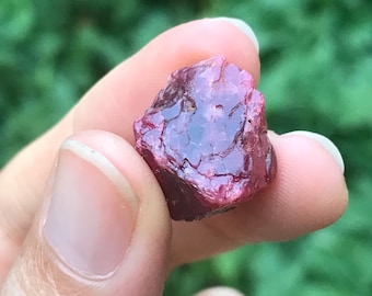 Raw spinel crystal from Vietnam- red spinel crystal speciman from Vietnam - red spinel crystal