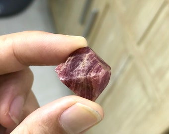 Raw spinel crystal from Vietnam- red spinel crystal speciman from Vietnam - red spinel crystal