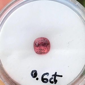 Square red spinel from Vietnam- red faceted spinel from Vietnam - square red spinel stone- lose gemstone