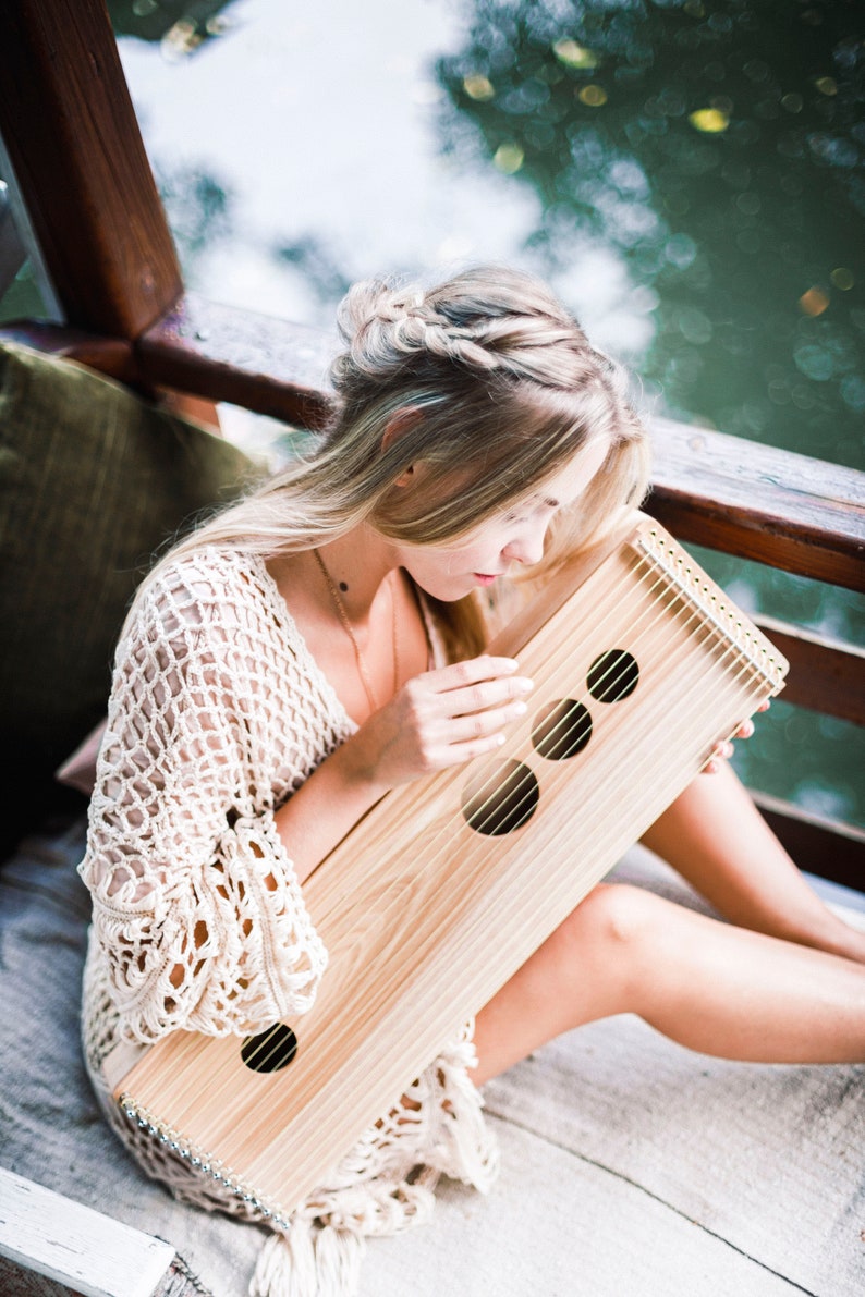 Monochord Mini Meditation Kompaktes Saitenmusikinstrument mit Klängen der indischen Sitar 16 Saiten in E Stimmung 432Hertz Bild 1