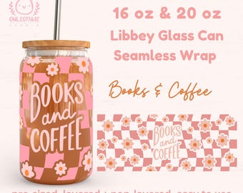 本とコーヒーのチェック柄ラップ、Libbey 16オンス、20オンス、読書好きビール缶ラップSVG、読書用グラスカップ、本好きガラス缶ラップ