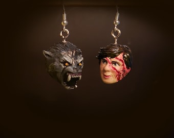 Boucles D'oreilles Pendantes En Résine Rouge - Le Grand Méchant Loup - Neuf Avec étiquettes