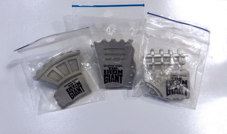 Iron Giant Toy Fair Promo Pin Set