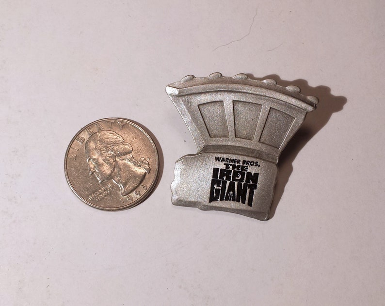 Iron Giant Toy Fair Promo Pin Set