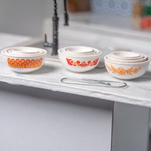 Dollhouse Miniature 1:12 Mixing Bowls; Miniature Nesting Bowls; Various Patterns