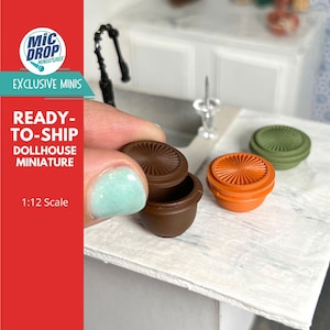 Dollhouse Miniature Food Storage bowl set with lids- Vintage;  1:12 scale