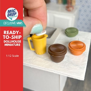 Dollhouse Miniature Food Storage bowl and pitcher set with lids- Vintage; 1:12 scale