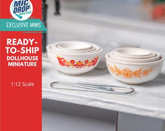Dollhouse Miniature Mixing Bowls, 1:12 Scale Nesting Bowls