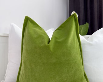 Plush Velvet Kelly Green Pillow Cover, Apple Green Velvet Cushion Cover, Green Lumbar Pillow, All size available