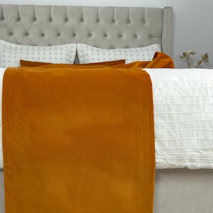 Velvet Burnt Orange Bed Runner for Bedroom Decor Double Sided Velvet Bed Scarf for Twin, Full, Queen, King, Hotel Bed Styling