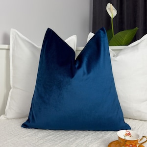 Luxury Navy Blue Velvet Pillow Cover Soft Throw Pillow for Couch Decorative Cushion Modern Home Decor (All Sizes)