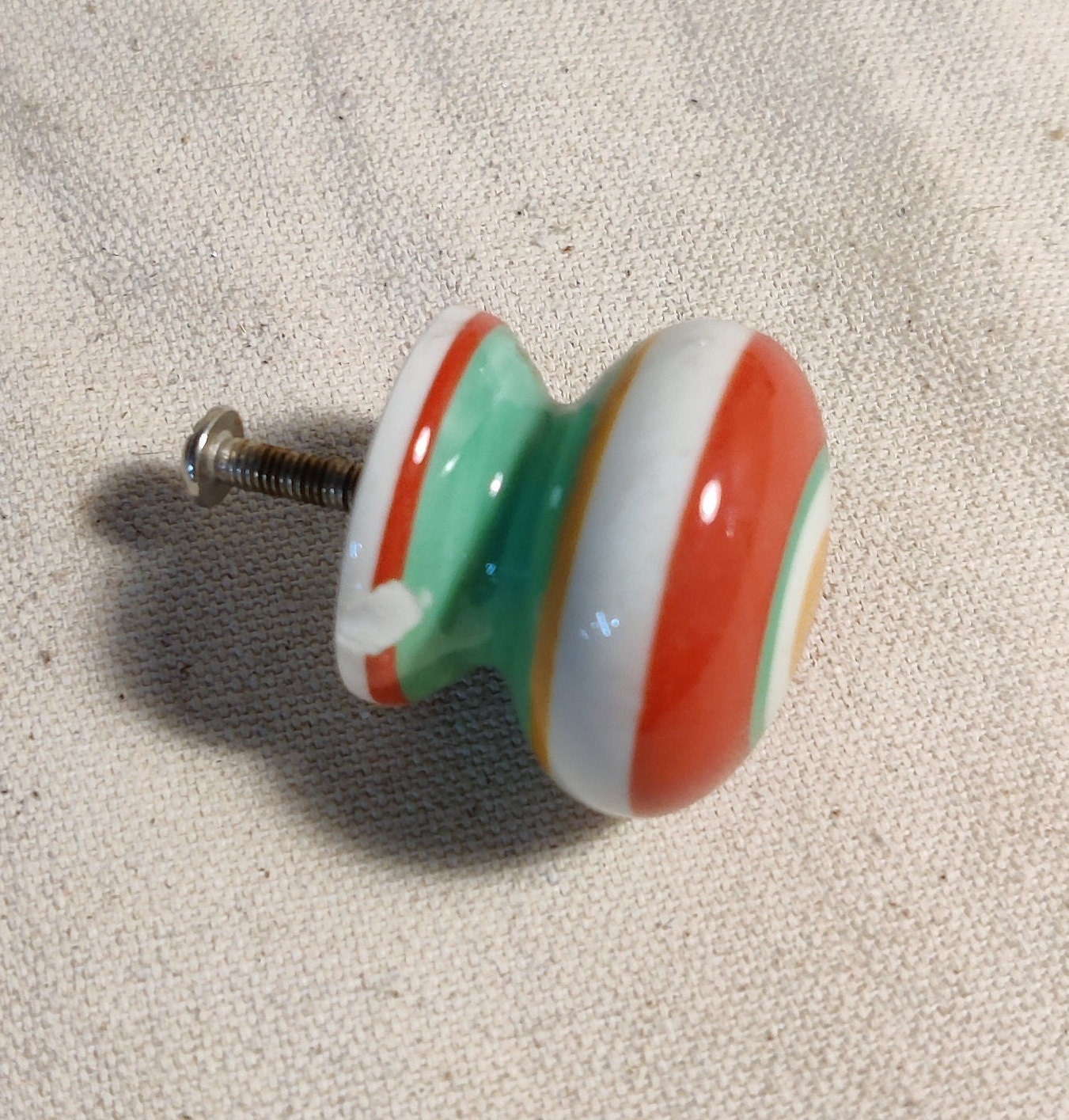 Lote de 14 gabinetes coloridos y únicos tira de perillas | Etsy