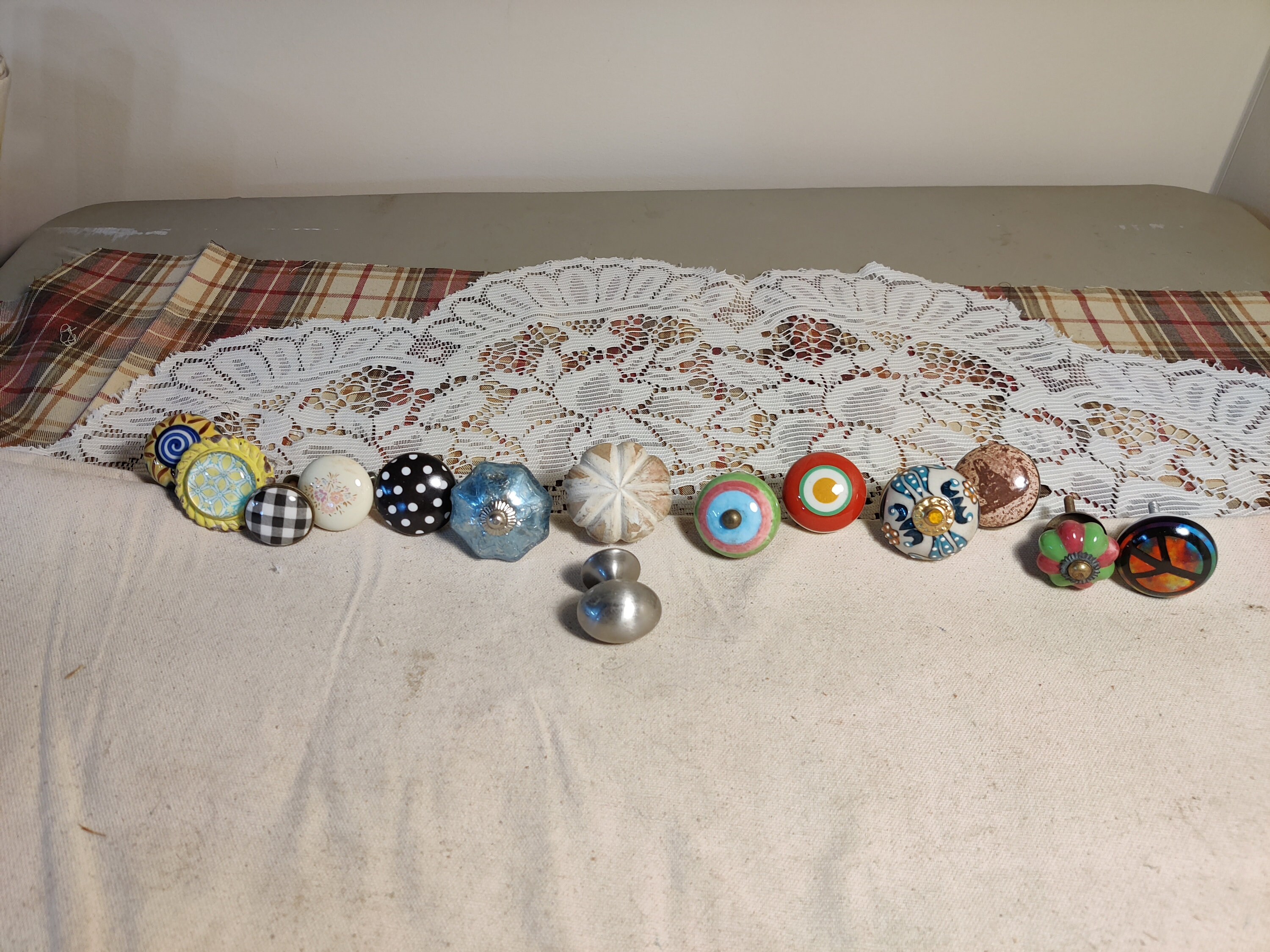 Lote de 14 gabinetes coloridos y únicos tira de perillas | Etsy