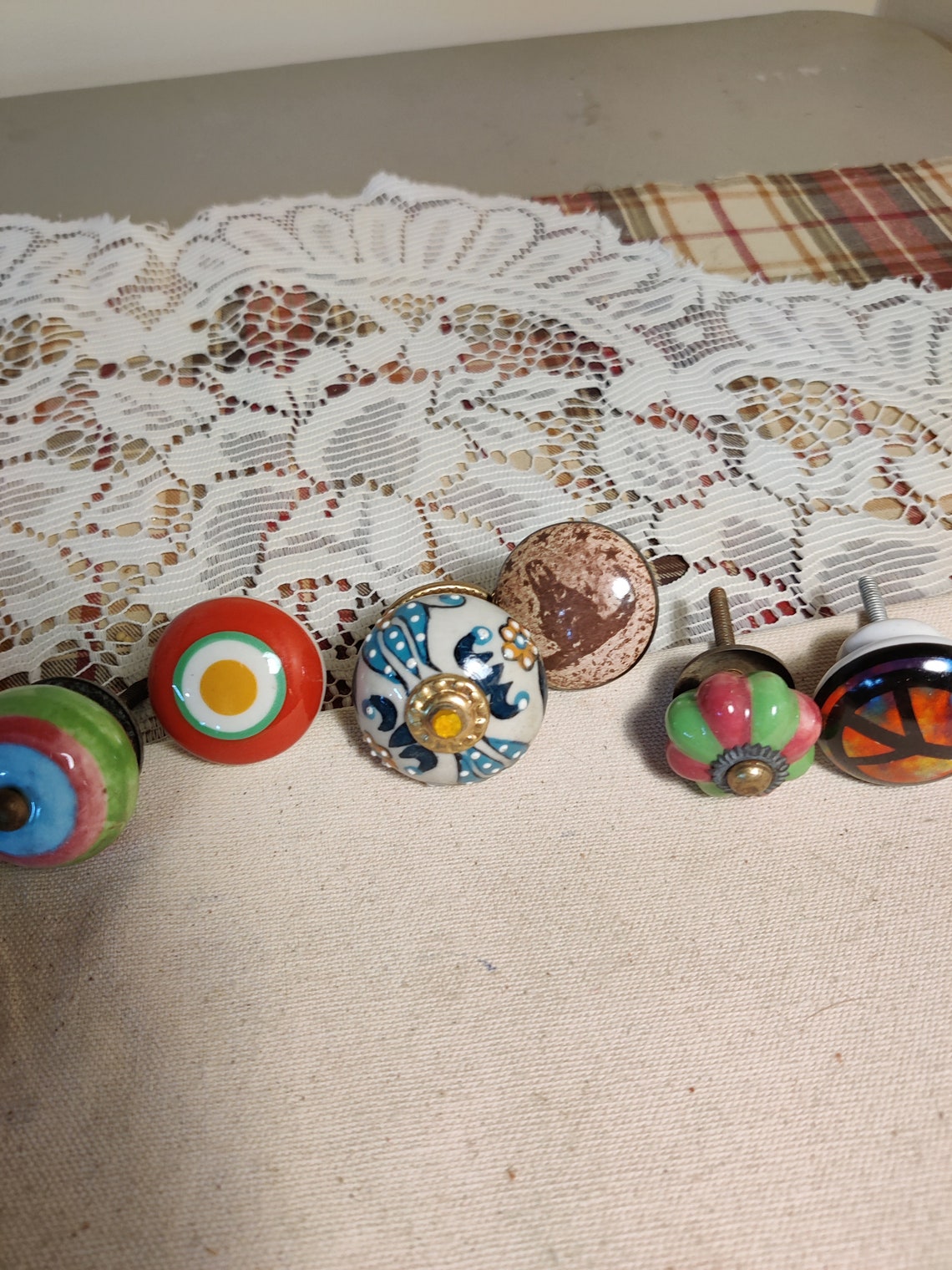 Lote de 14 gabinetes coloridos y únicos tira de perillas | Etsy