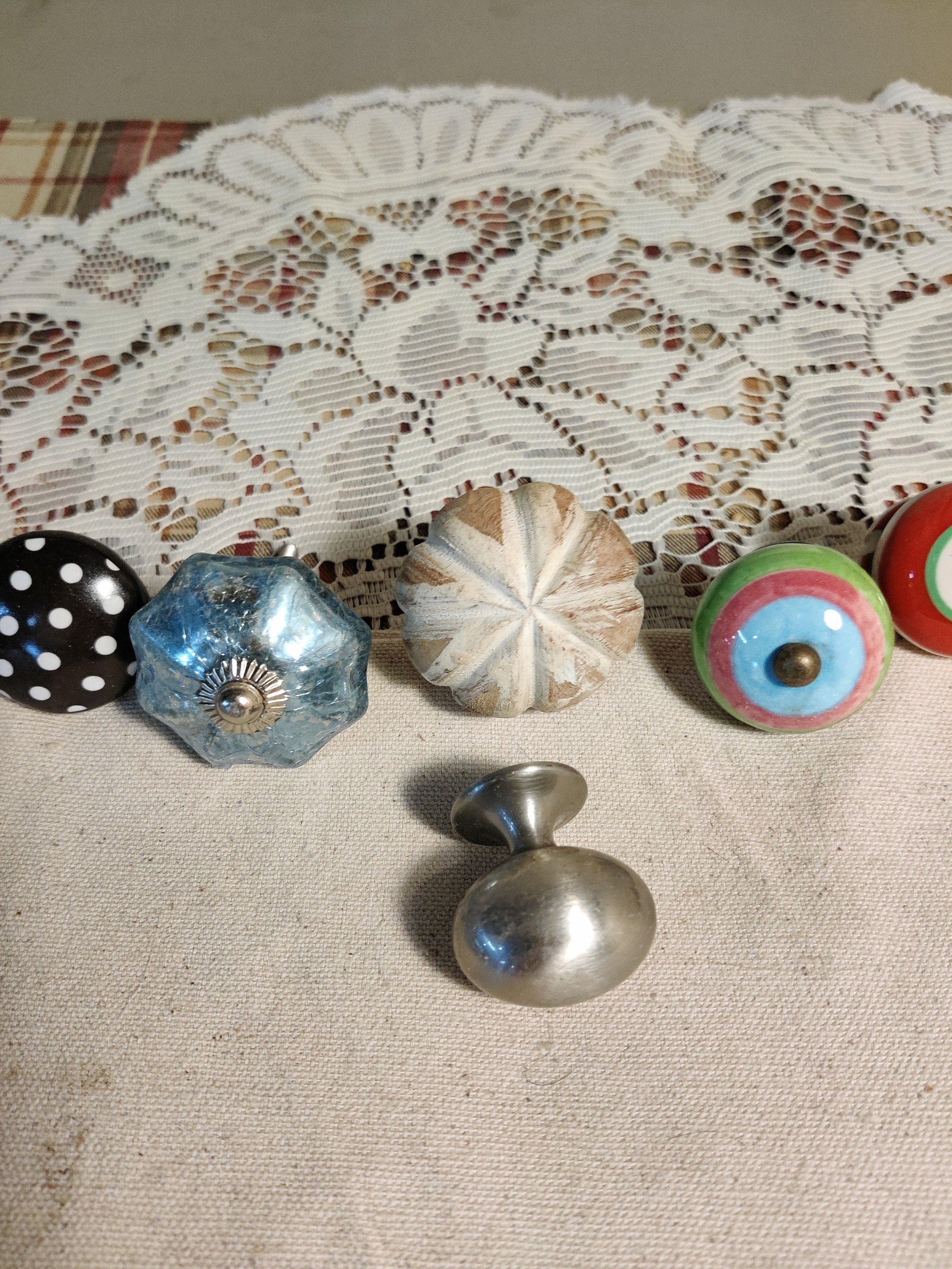 Lote de 14 gabinetes coloridos y únicos tira de perillas | Etsy