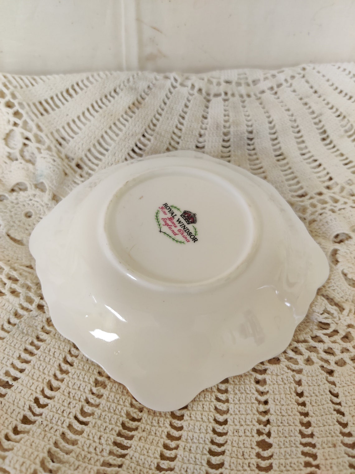 Royal Windsor Fine Bone China from England with Magnolia Etsy