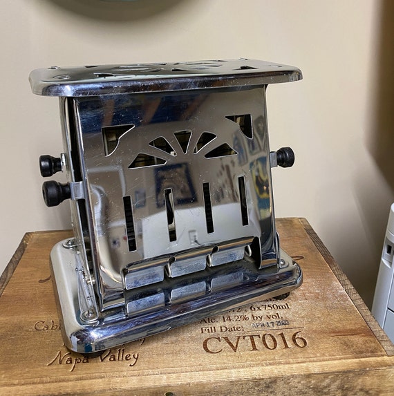 Antique Vintage Electric Toaster by Universal Landers Frary Etsy