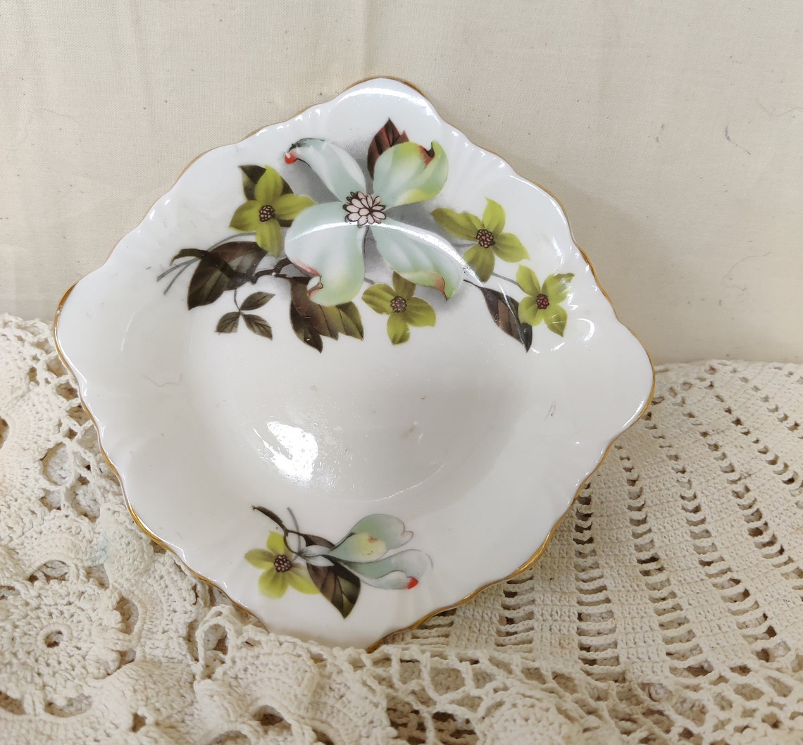 Royal Windsor Fine Bone China from England with Magnolia Etsy