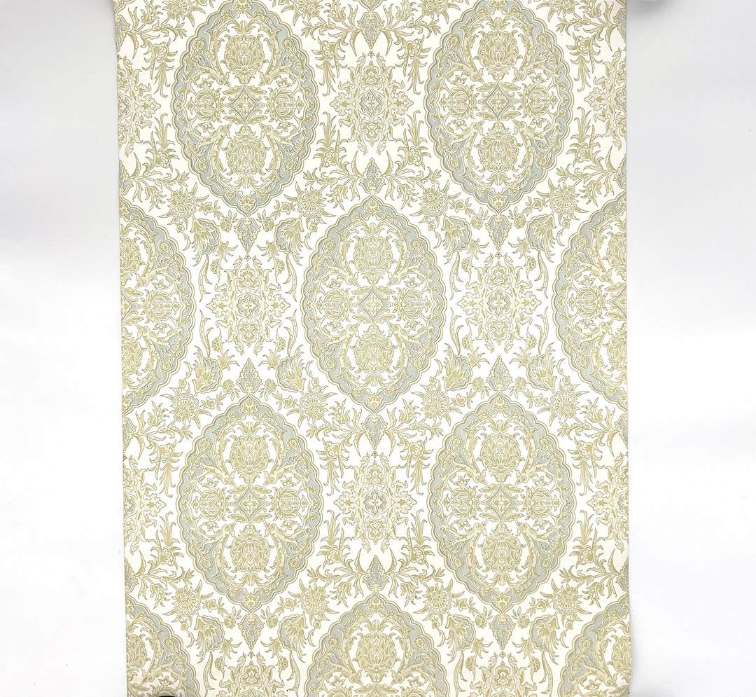 Vibrant Medallion Paint Hollywood Scene Photography Vibrant Medallion Paint Hollywood Scene Photography