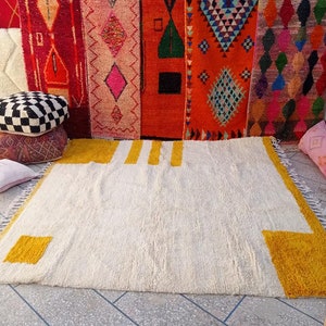 Handmade Beni Ourain Berber Rug: White and Yellow Moroccan Carpet