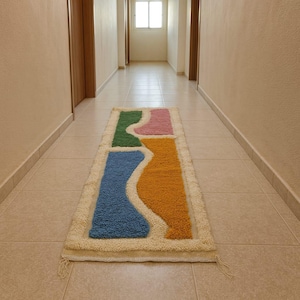 Handgemaakt berberloperkleed: kleurrijk Marokkaans boujaadtapijt