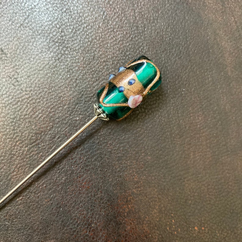 Victorian-Style Green Venetian Glass Hatpin Hat Pin
