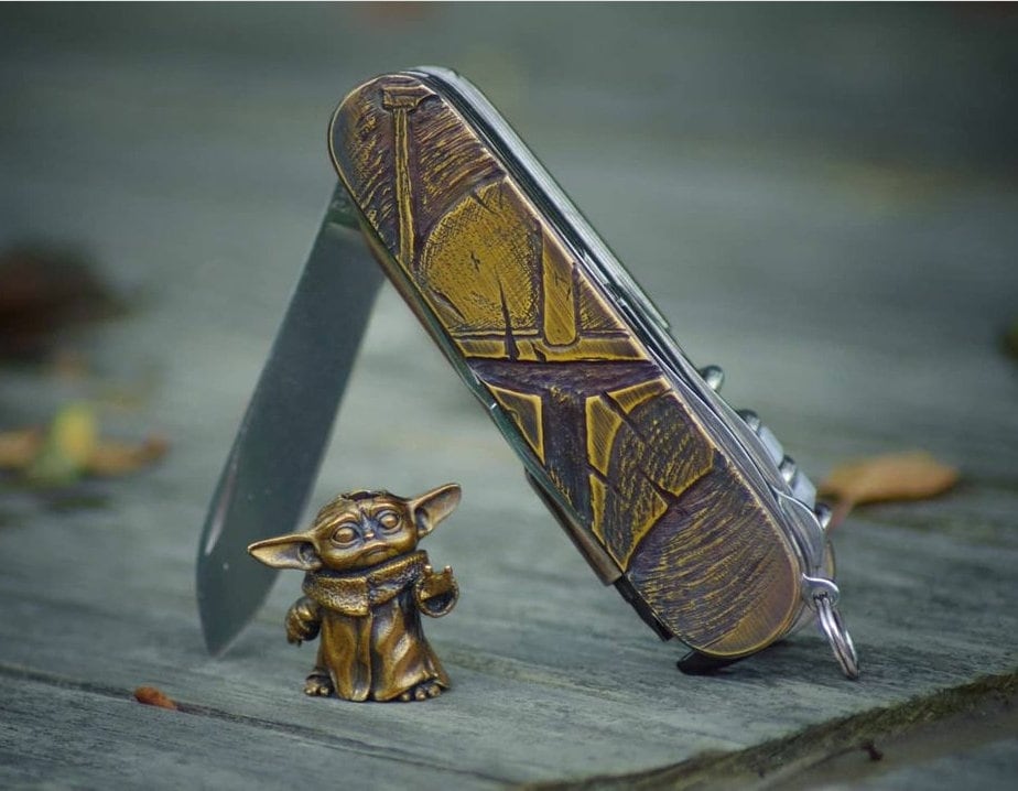 Victorinox 91mm brass scales hotsell