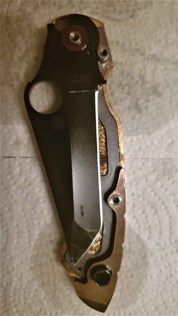 The Ultimate GLASSBREAKER Backspacer for SPYDERCO Pm 2 Para 3 Yojimbo 2  Solid Brass, EDC, Spyderco, Spyderco Paramilitary Custom 