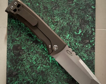 Fatcarbon Knife Scales • Dark Matter Green Glow, Chaves Ultramar Gen 4