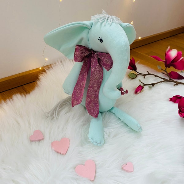 Soft Toy Elephant, Valentine's Day Gift Letter, Kuscheltier, Textile Toy, Personalization, First Gift, 1st Birthday, Pastel Green Toy