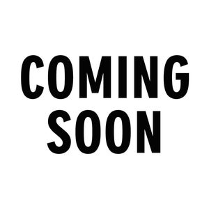 Puede incluir: Texto "Coming Soon" en negrita negra sobre fondo blanco.