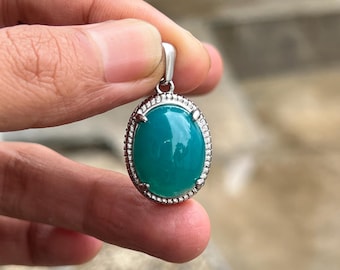 Ciondolo in silice naturale di buona qualità / Calcedonio crisocolla / Bacan / Naturale / Blu