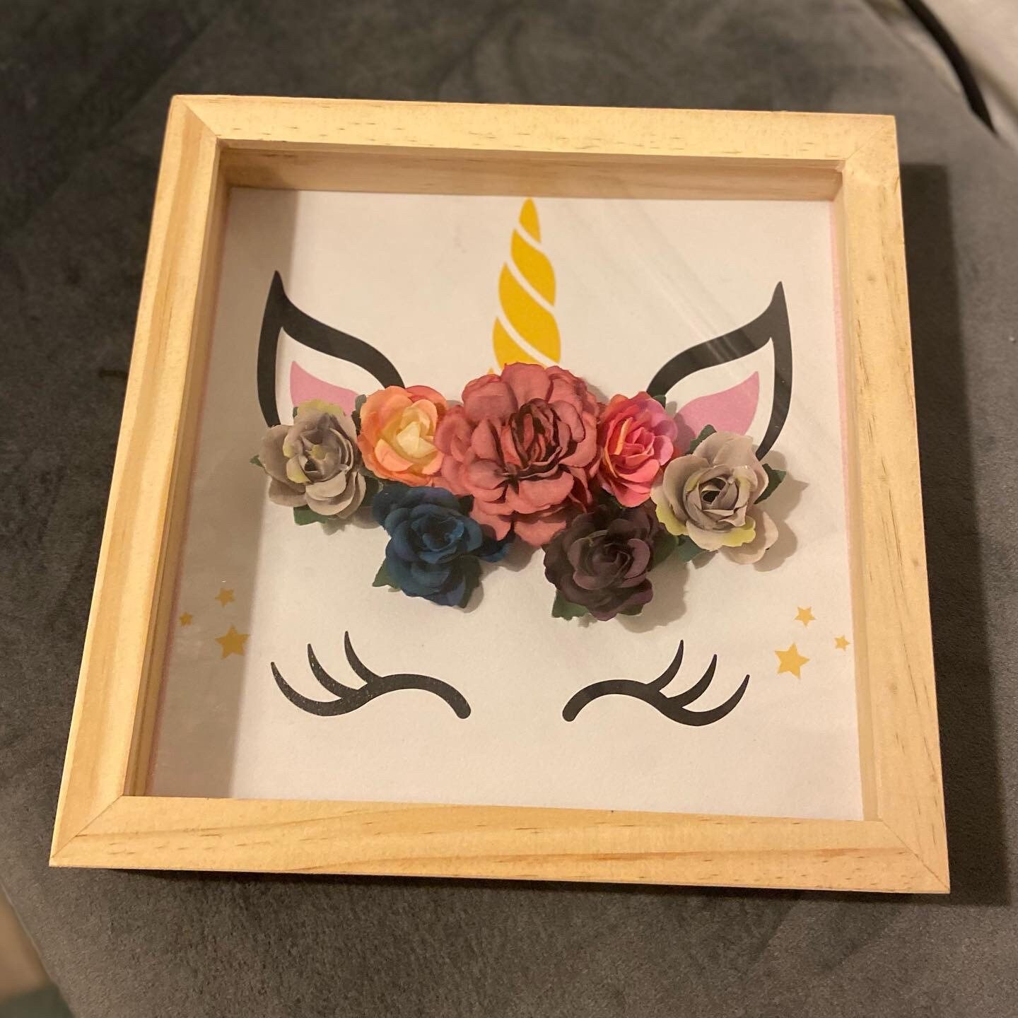 Cadre Vitrine Licorne Fleurie