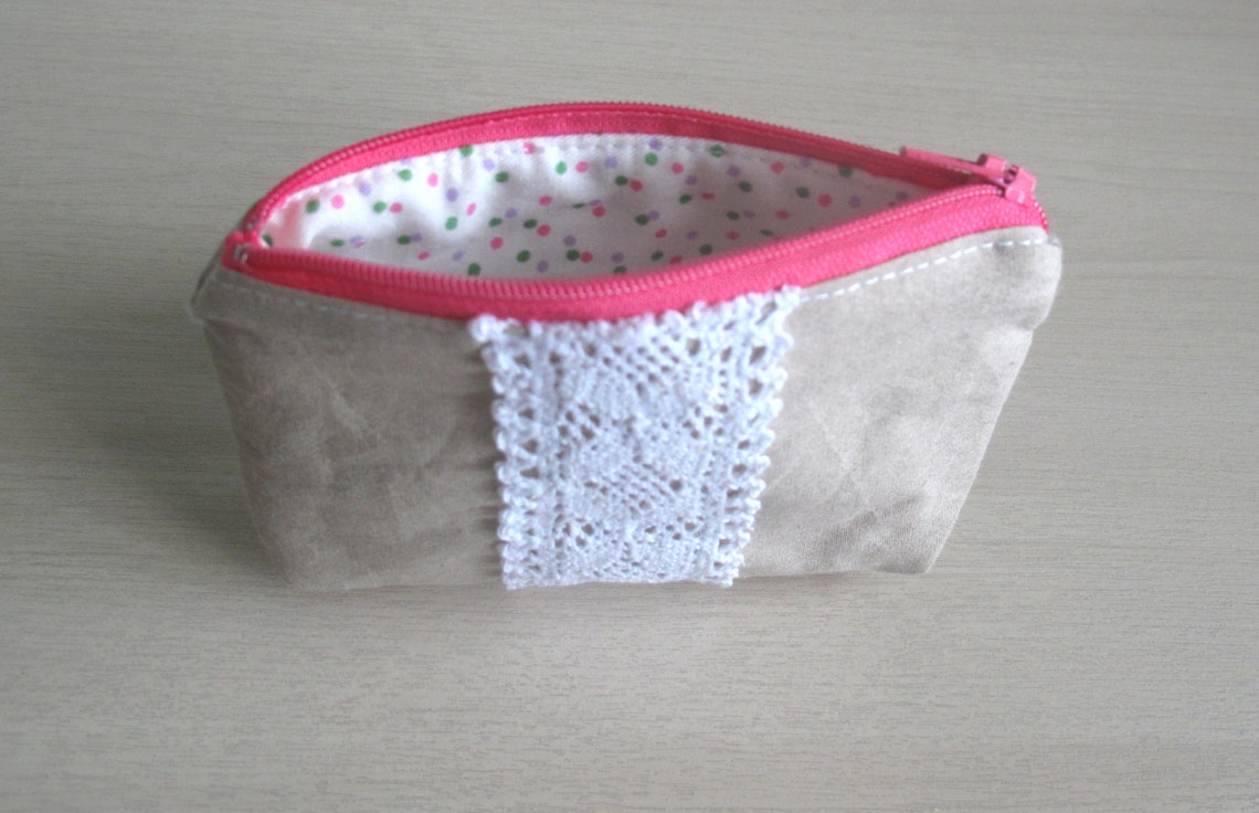 Fabric Coin Purse Made With Cotton and Lace Ribbon Etsy