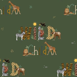 Puede incluir: Un patrón sin costuras que presenta las palabras "Wild Child" en una fuente colorida y juguetona. Las letras están decoradas con varios animales de la jungla, incluyendo una cebra, una jirafa, un león, un elefante y un mono. El fondo es de color verde oscuro.