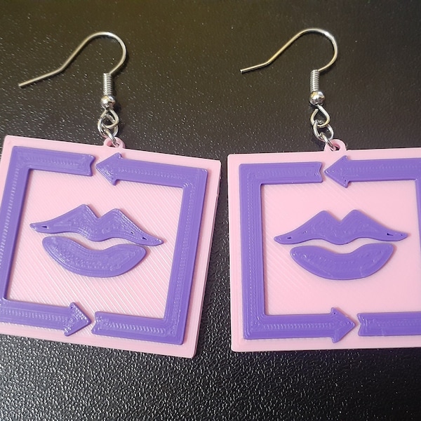 Ermes Sticker Earrings | 3D printed keychain phone charm | Hermes Kiss