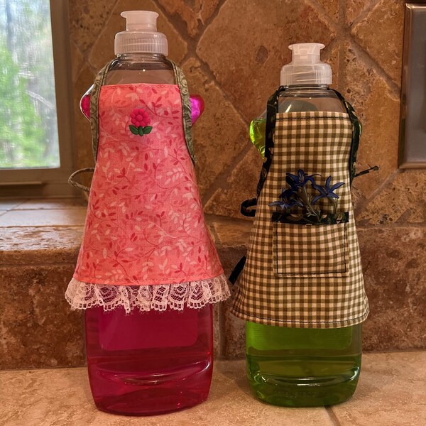 Small Dish Soap Bottle Aprons - Floral - Green Gingham - Pretty Pink Vines