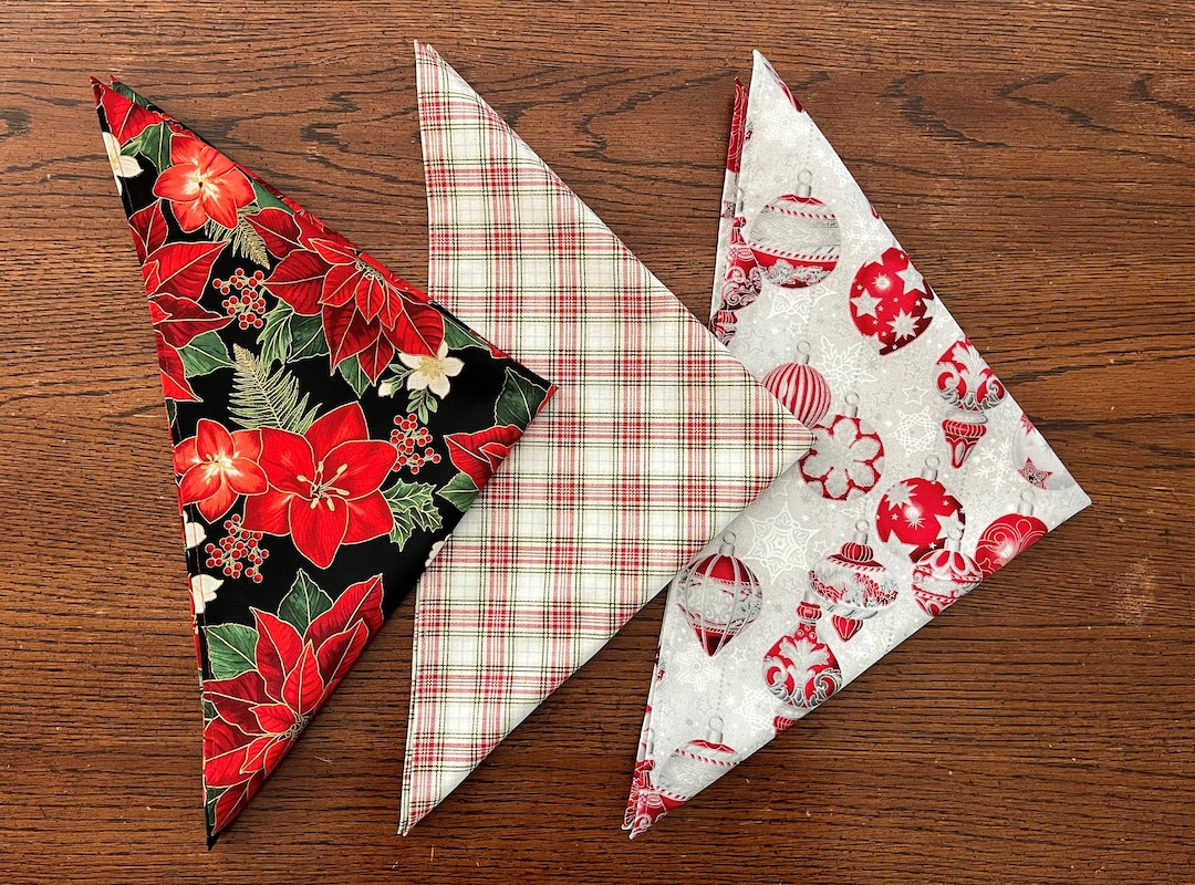 Cloth Christmas Dinner Napkins Set/4 Christmas Poinsettias Etsy