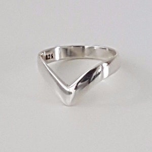 925 Sterling Silver Wishbone Ring