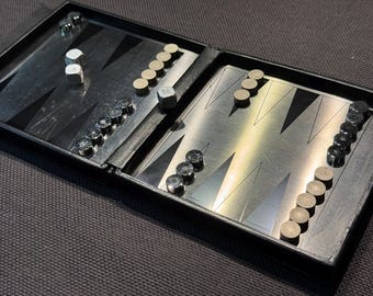 Elegant leather Samsonite travelling backgammon set from the early 2000s