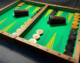 Affordable antique backgammon, with marquetry chess game, from the 1940s