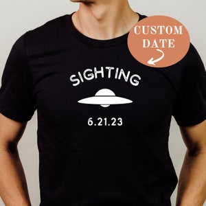 Personalized UFO Sighting T-Shirt, Custom UFO shirt, Vintage UAP, Flying Saucer Sighting Tee, Alien Graphic Tee, Gift for Sci Fi Lover
