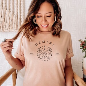 Camiseta personalizada de Astrología del Zodiaco de Géminis Boho Regalo de cumpleaños Año de nacimiento Gráficos Regalo de camiseta para ella