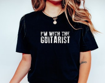Je suis avec le guitariste Funny vintage Shirt, Guitarist Girlfriend, Concert Shirt, Grunge, Music Lover, Jazz, Blues, Heavy Metal, Country