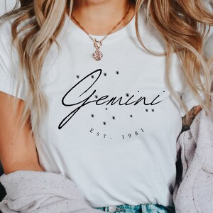 Personalizado Géminis Personalizado Año de Nacimiento Zodiacología Astrología Camiseta Regalo de Cumpleaños Regalo para Amiga, Regalo para ella, Camiseta para Mujer, Navidad