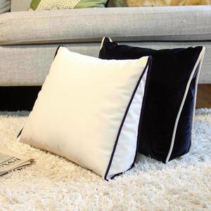 Más de 400 colores. Funda personalizable para respaldo triangular. Bordes en diferentes colores. Algodón, chenilla, terciopelo, pana o lino sintético. Funda de repuesto para sofá cama.